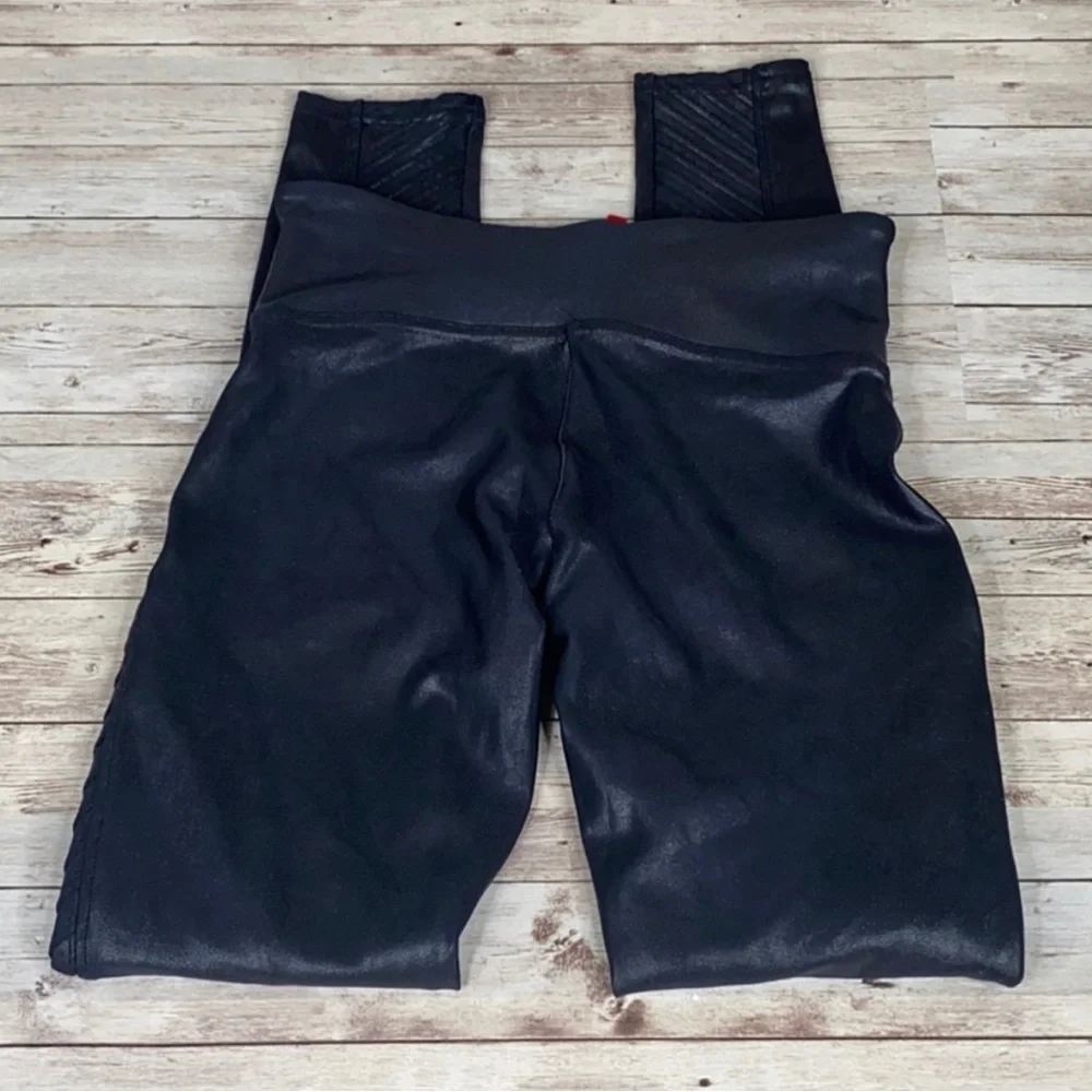 SPANX Faux Leather Moto Leggings In Black Excellent Condition Size L